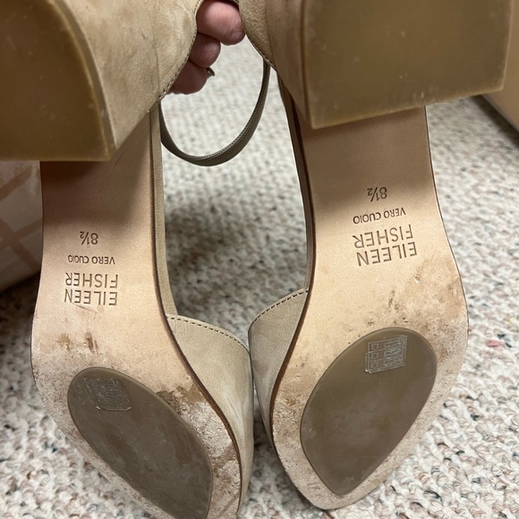 Eileen Fisher Tan Heels with Ankle Strap and Pointed Toe - Picture 9 of 12